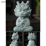 Figurina di creatura mitologica cinese in ceramica