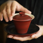 Gaiwan dipinto a mano in ceramica di gres rosso
