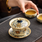 Gaiwan in ceramica a fiori dipinti