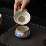 Gaiwan in ceramica con drago rosso