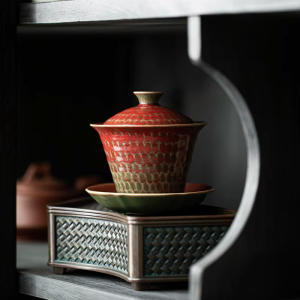 Gaiwan in porcellana rosso granato