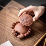 Passino per tè a forma di granchio in ceramica