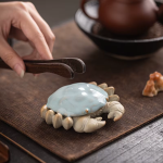 Poggiacoperchio per teiera a forma di granchio in ceramica