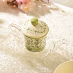 Servizio da tè con infusore in porcellana