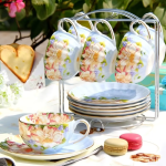 Servizio da tè in porcellana bone china floreale — Azzurro floreale
