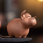 Tea pet a forma di bue in argilla viola fatto a mano