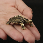 Tea pet a forma di granchio in rame