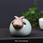 Tea pet a forma di pecora in ceramica — Corpo tondeggiante, orecchie pendenti