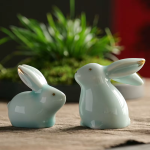 Tea pet coniglio in ceramica con due posture — Coppia seduto e arrotondato