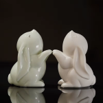 Tea pet coniglio in ceramica con orecchie pendenti