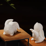 Tea pet coniglio in ceramica con orecchie pendenti — Duo opaco