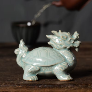 Tea pet drago-tartaruga in ceramica verde acqua di Longquan