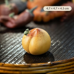 Tea pet in argilla di Yixing a forma di frutta — Pallina giallo dorato maculata