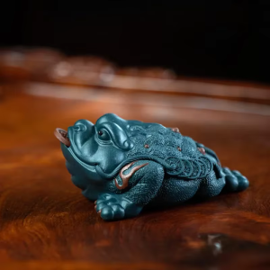 Tea pet in argilla viola a forma di rospo fatto a mano