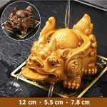 Tea pet in resina con duo di carpe — Creatura dorata