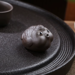 Tea pet pesce in ceramica — Grigio scuro