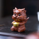 Tea pet Pixiu in argilla viola