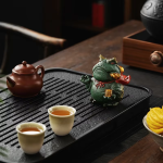 Tea pet rana in argilla viola