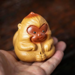 Tea pet Sun Wukong in resina