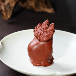 Tea pet Zhong Kui in argilla di Yixing